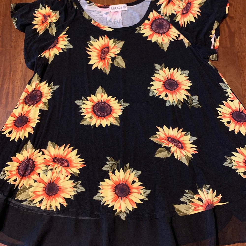Larace Sunflower Tunic Top Size XL